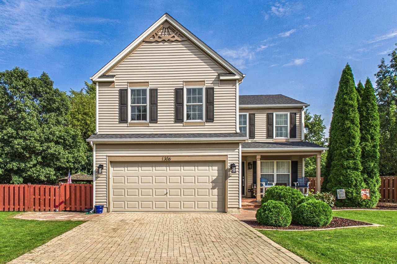 Property Photo:  1306 Kathleen Court  IL 60002 