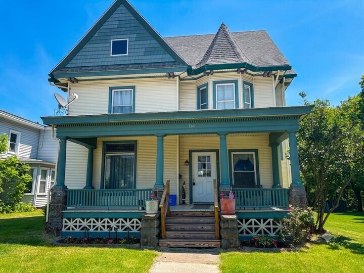Property Photo:  160 North Center St  PA 17724 