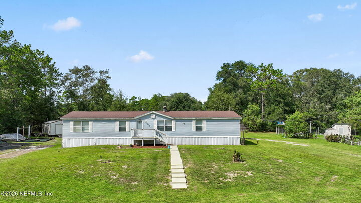 Property Photo: 4320 Chinchilla Court FL 32068