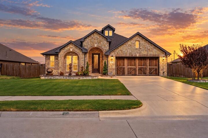 Photo de la propriété:  717 Truchas Avenue  TX 75126 