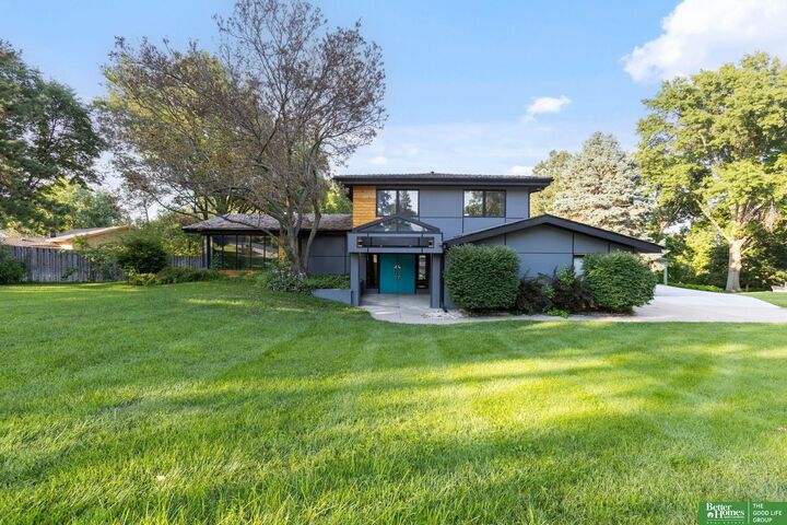 Property Photo: 12614 Harney Circle NE 68154