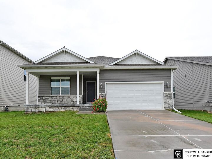 Property Photo: 4452 Leawood Drive NE 68123
