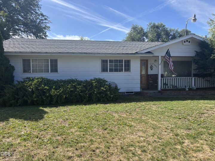 Property Photo:  5436 Villa Drive  OR 97603 