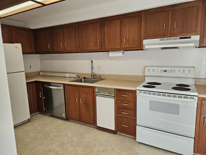 Property Photo:  604 Old Stone Brook 4  MA 01718 