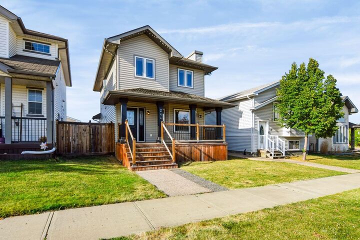 Property Photo:  244 Rainbow Creek Drive  AB T9K 0E9 