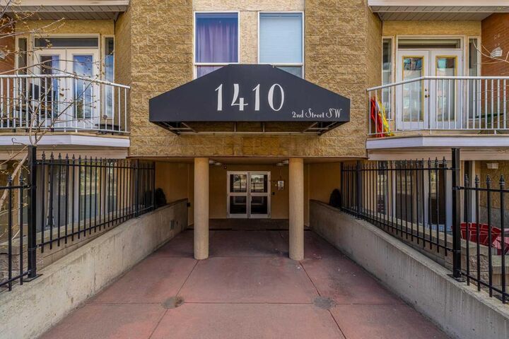 Property Photo:  1410 2 Street SW 214  AB T2R 1R1 