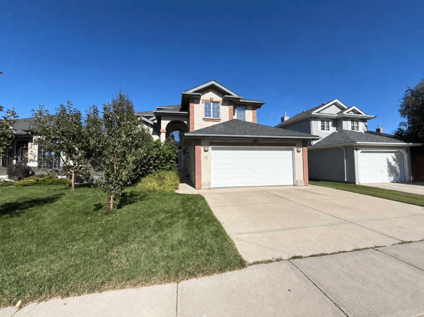 Property Photo: 76 Valley Creek Crescent NW AB T3B 5V3