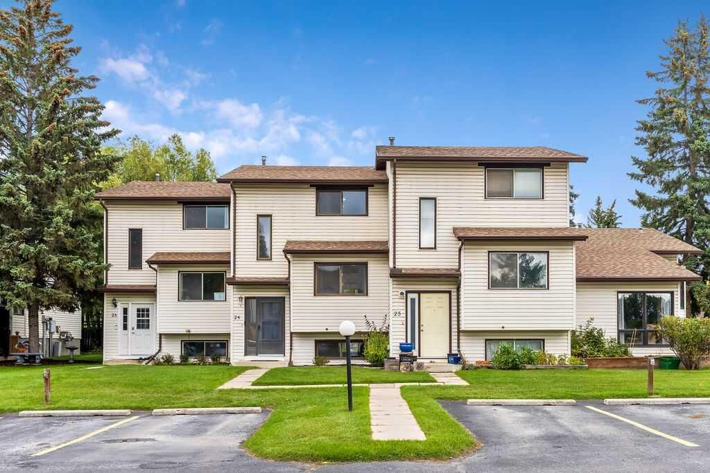 Property Photo:  73 Glenbrook Crescent 24  AB T4C 1G1 