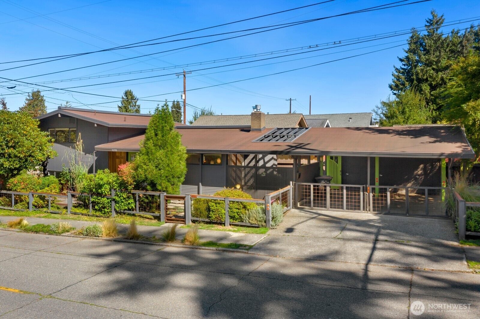 Property Photo: 10200 62nd Avenue S WA 98178