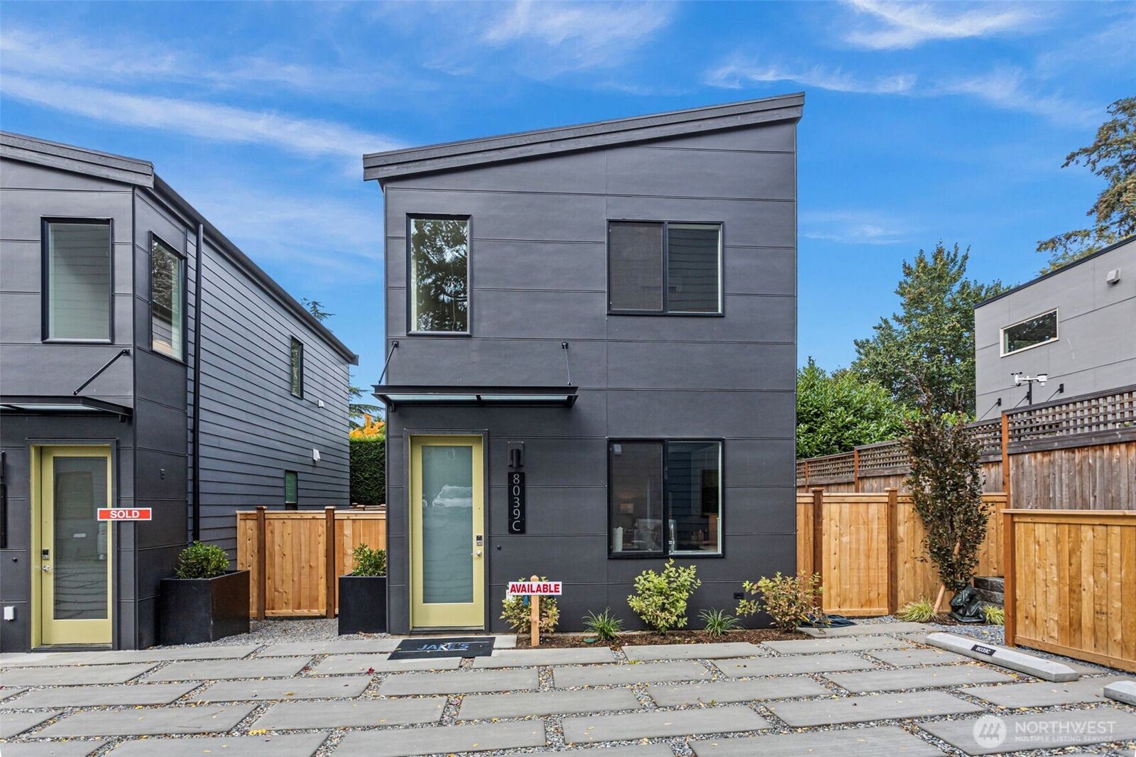 Property Photo:  8039  Wallingford Avenue N C  WA 98103 