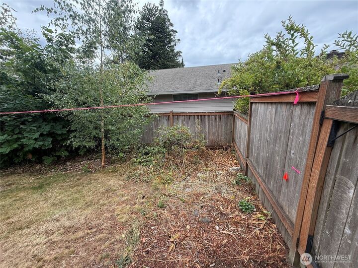 Property Photo:  86 Xx  Holly Lane  WA 98026 