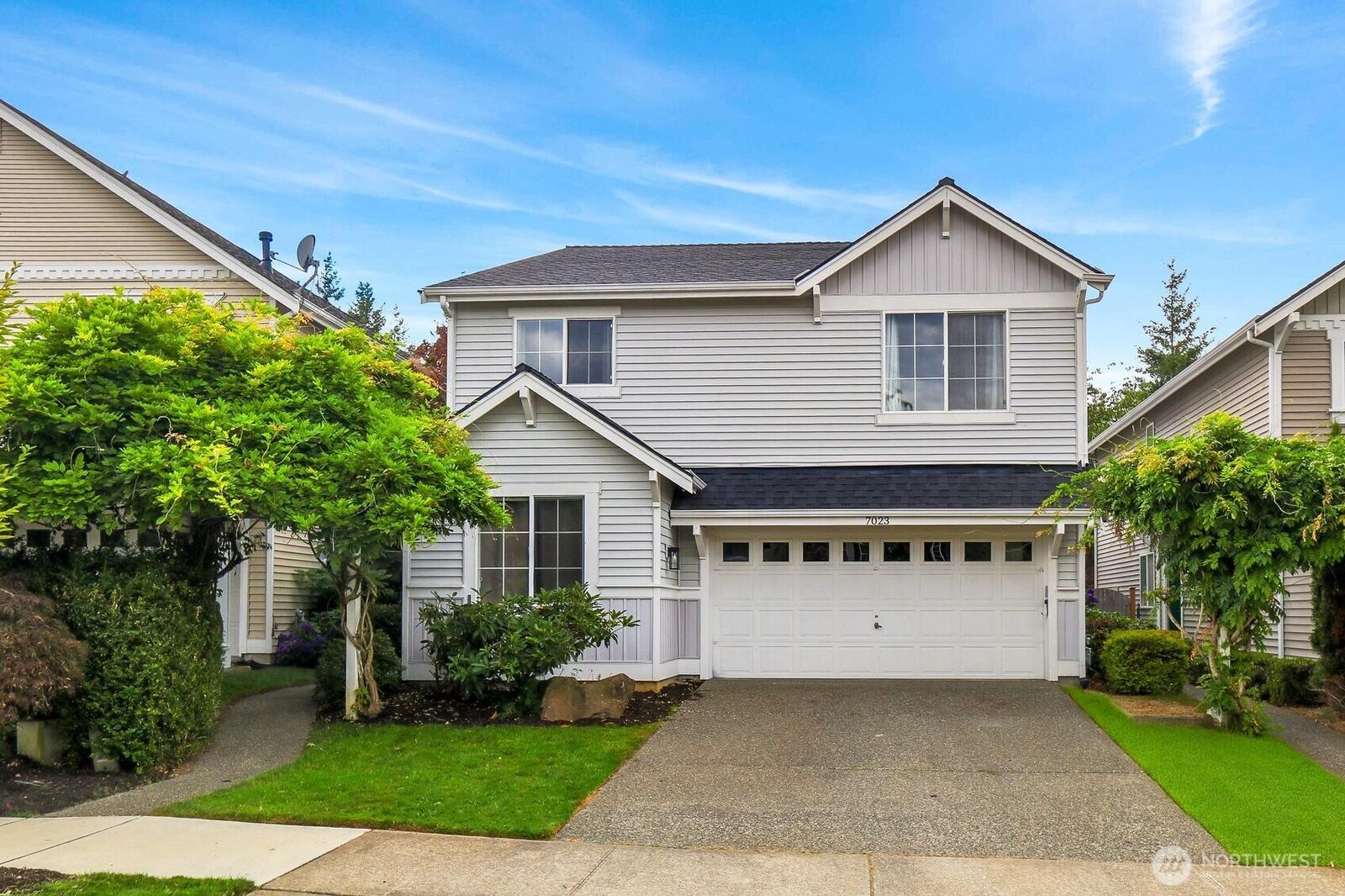 Property Photo: 7023 Autumn Avenue SE WA 98065