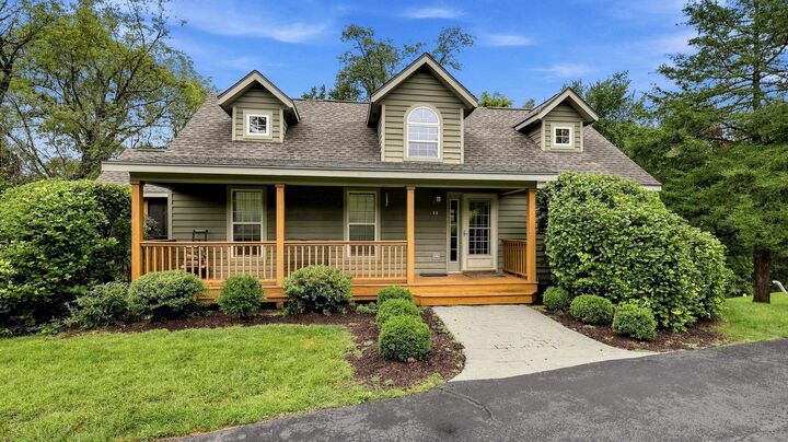 Property Photo: 13 Washburne Lane IL 61036