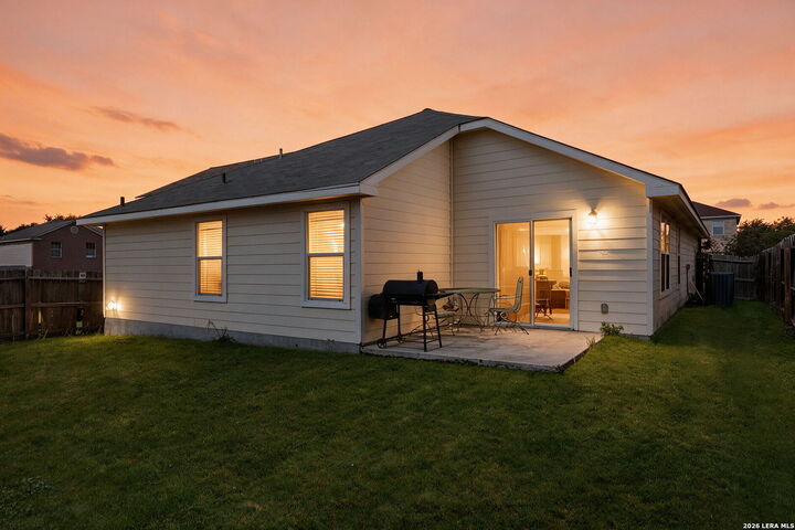 Property Photo:  7406 Copper Moon  TX 78109 