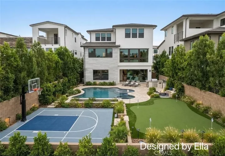Property Photo:  221 Stage  CA 92618 
