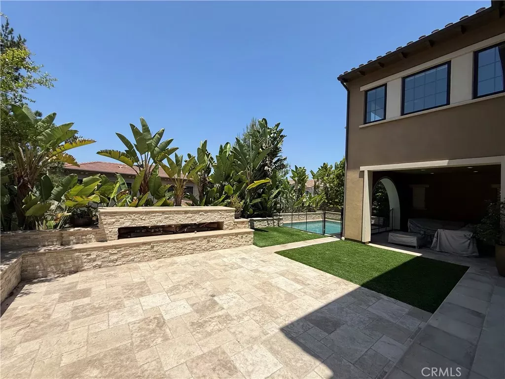 Property Photo:  119 Gardenview  CA 92618 