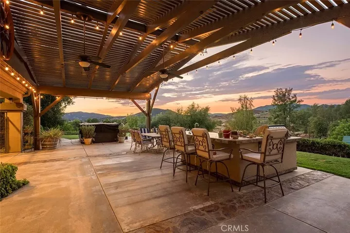 Property Photo:  39985 Calle De Suenos  CA 92562 