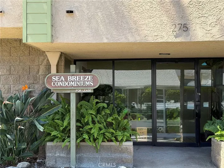 Property Photo:  275 Esperanza  CA 90802 
