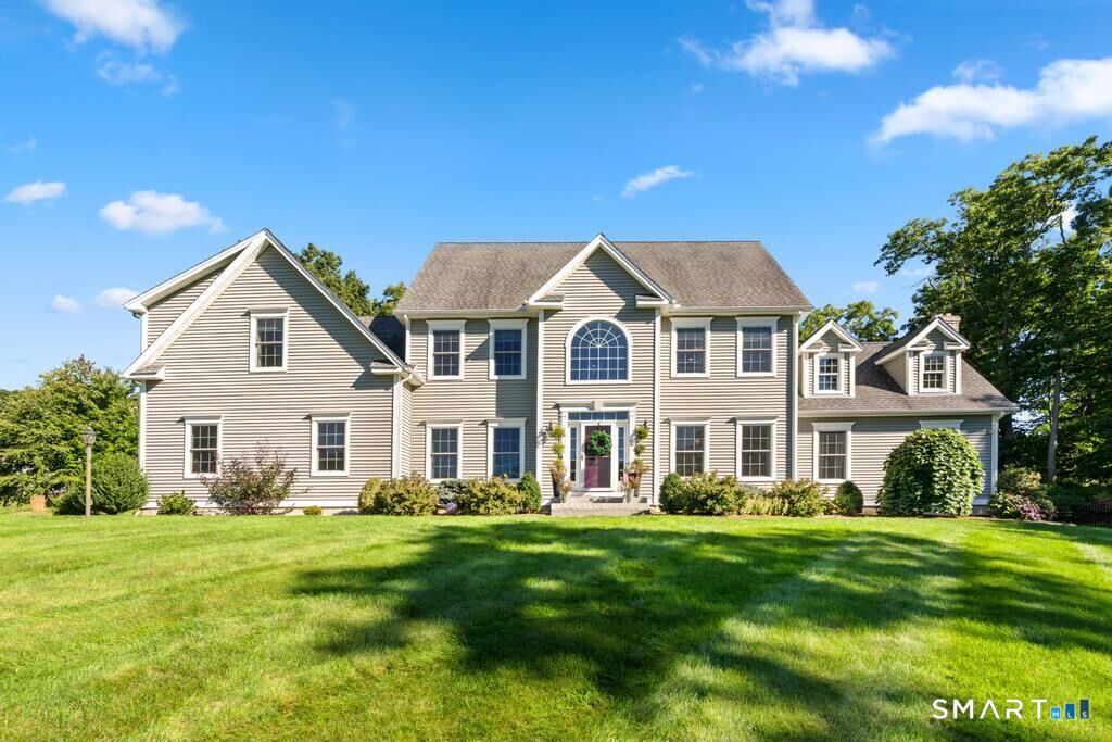 Property Photo: 6 Mountainside CT 06084