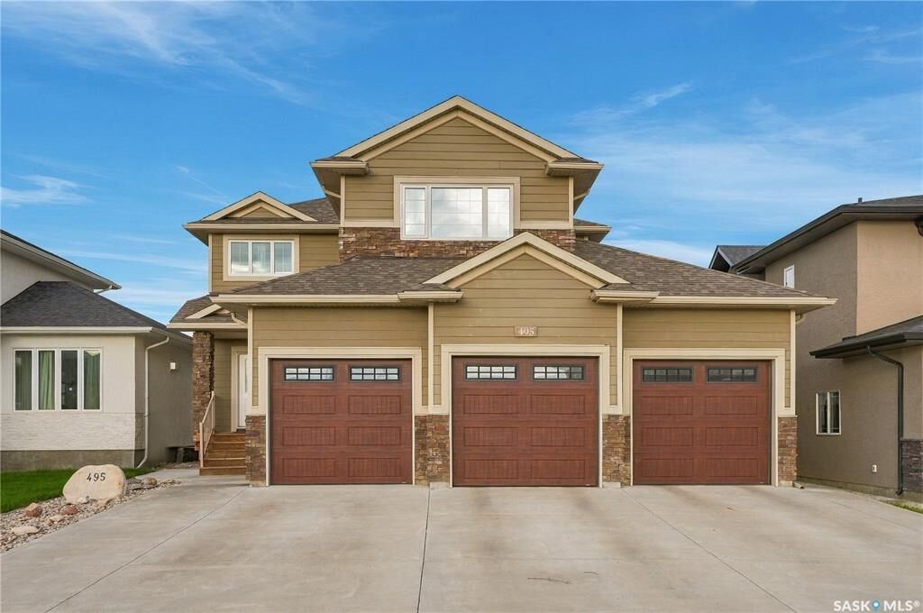 Property Photo:  495 Mahabir Crescent  SK S7W 0J7 