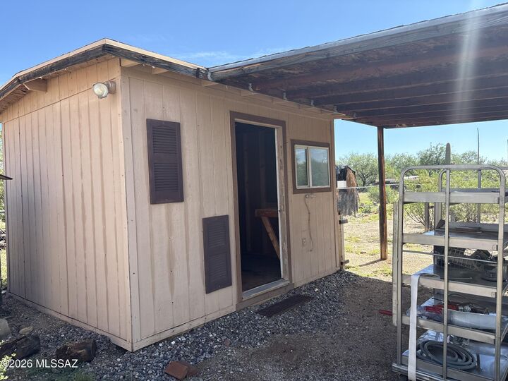 Property Photo:  3951 S Emjay Avenue  AZ 85735 