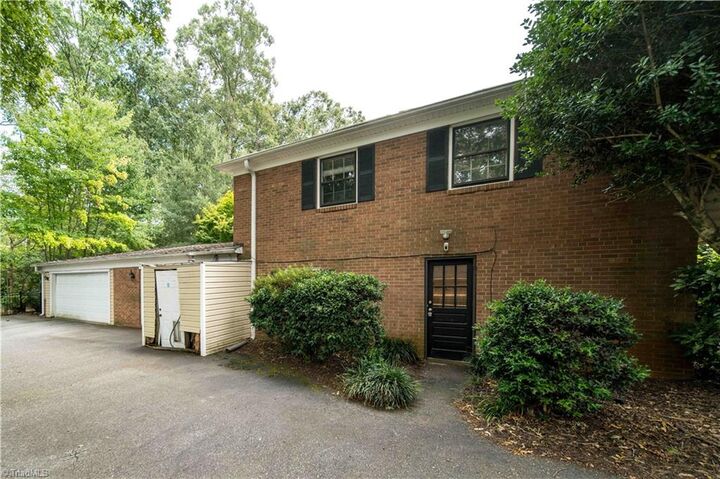 Property Photo: 321 Stanaford Road NC 27104