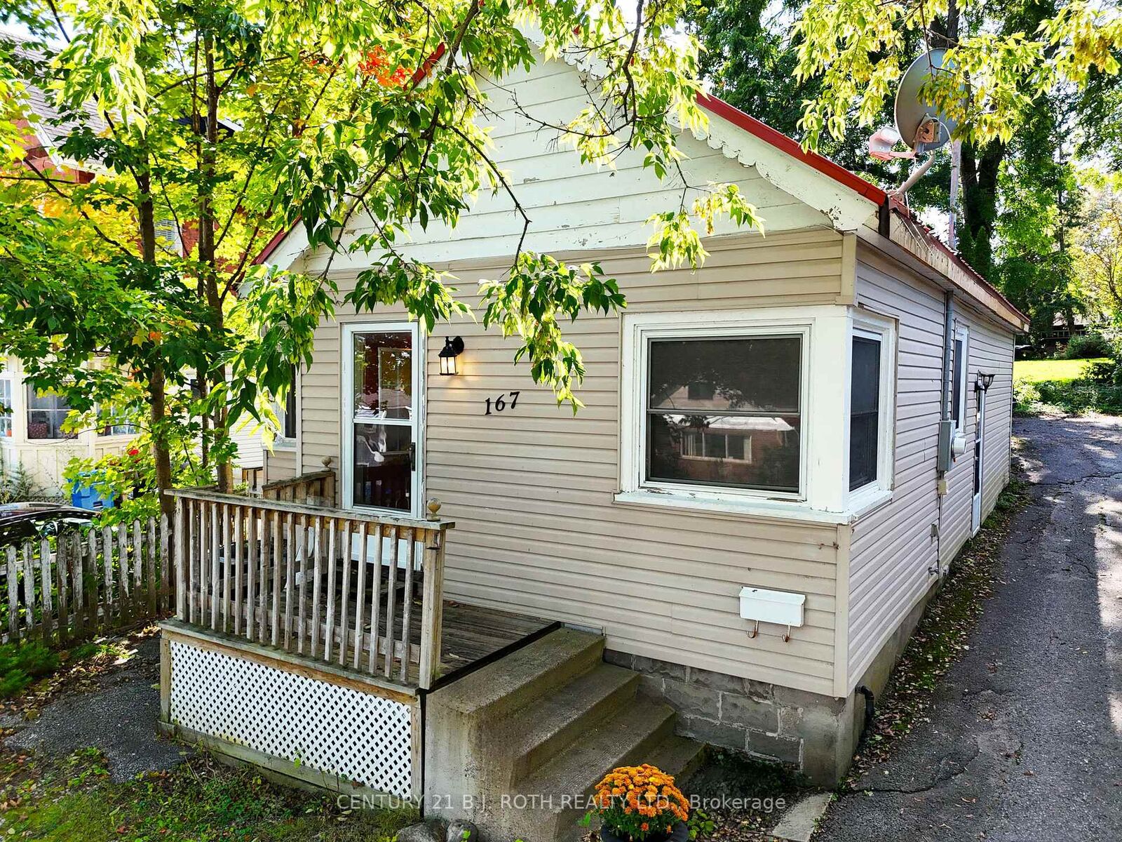 Property Photo:  167 Laclie Street  ON L3V 4N3 