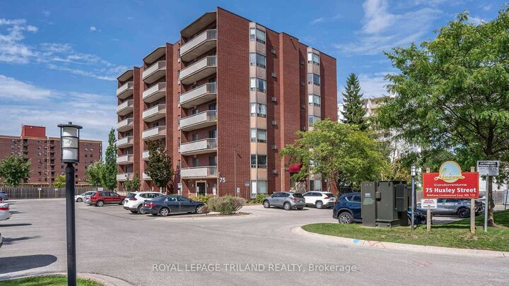 Property Photo:  75 Huxley Street 301  ON N6J 4W7 