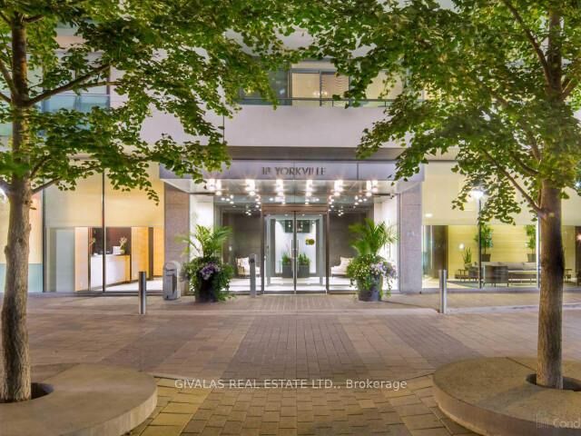 Property Photo:  18 Yorkville Avenue 607  ON M4W 3Y8 