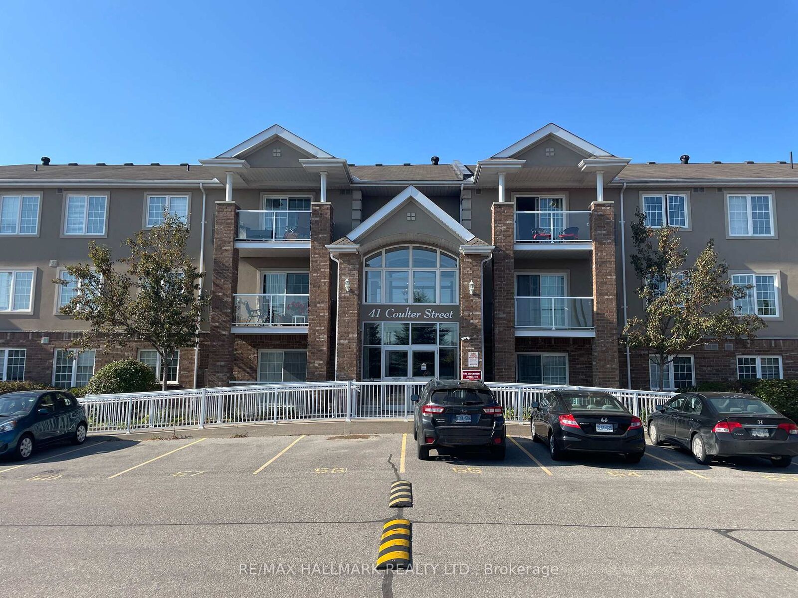 Property Photo:  41 Coulter Street 15  ON L4N 6L9 