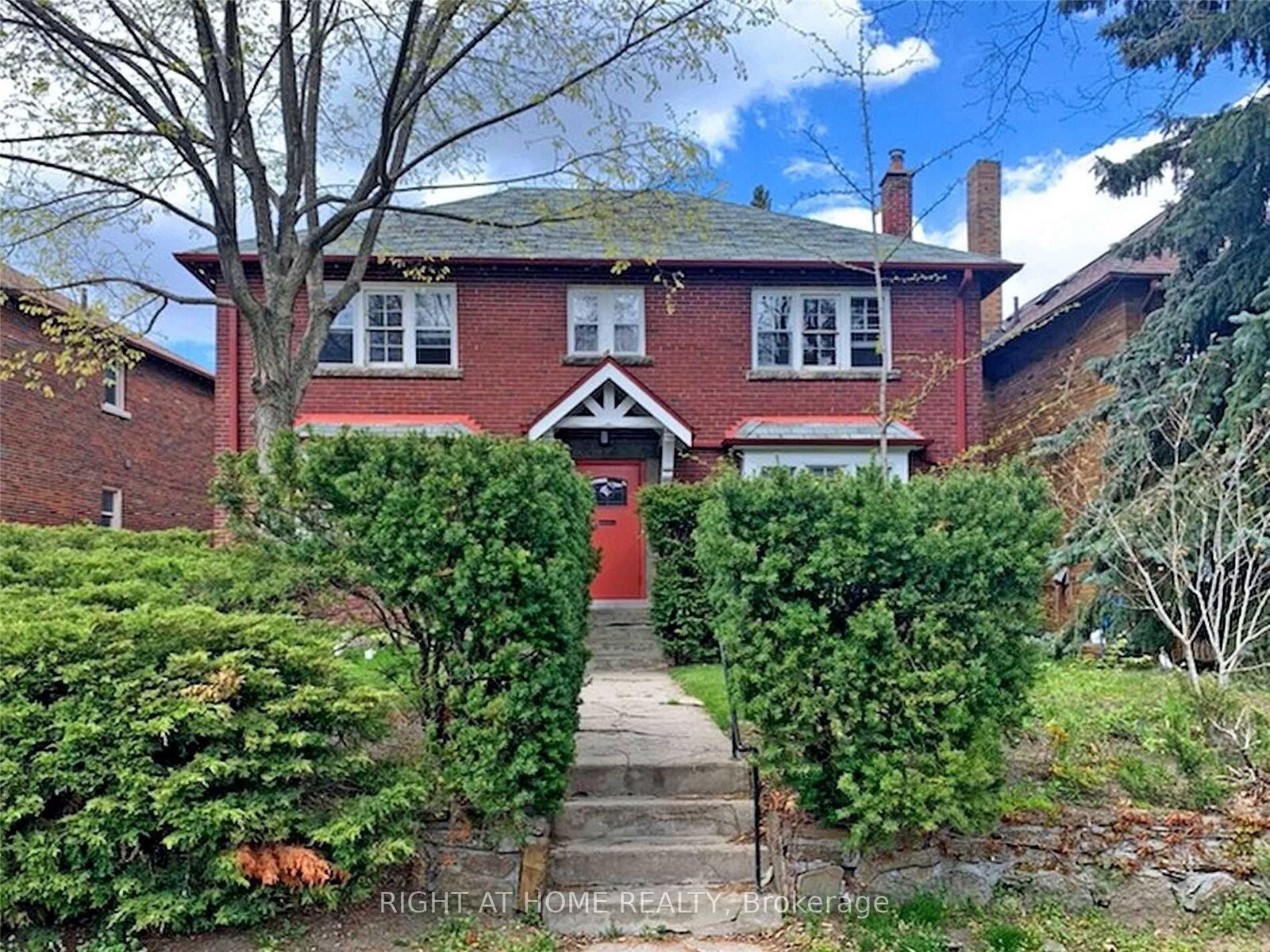 Property Photo:  11 Rivercrest Road  ON M6S 4H4 