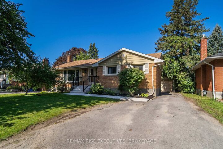Property Photo:  339 Arrowhead Place  ON K7M 3L4 