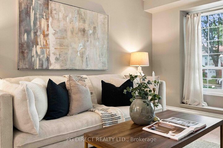 Property Photo:  64 Renfield Crescent  ON L1P 1B4 
