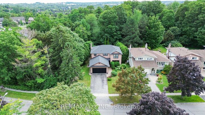 Property Photo:  262 Athabasca Street  ON L1H 8E4 