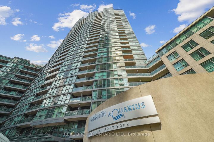 Property Photo:  231 Fort York Boulevard 615  ON M5V 1B2 