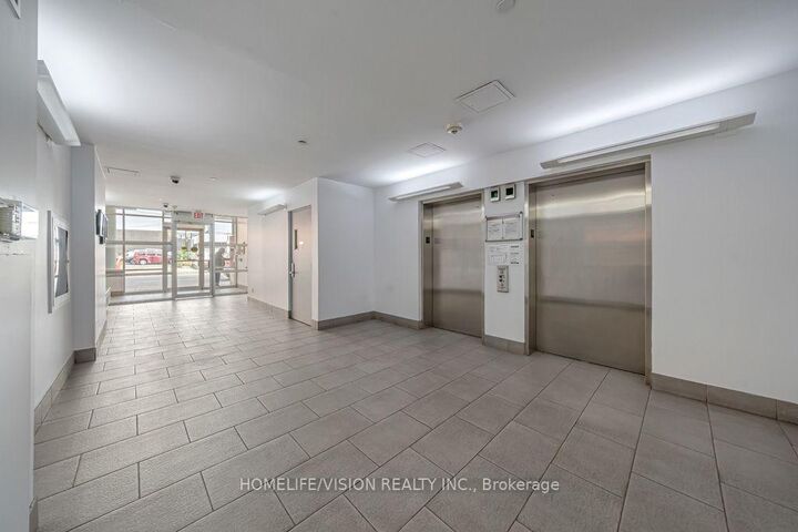 Property Photo: 1375 Dupont Street 502 ON M6H 4J8