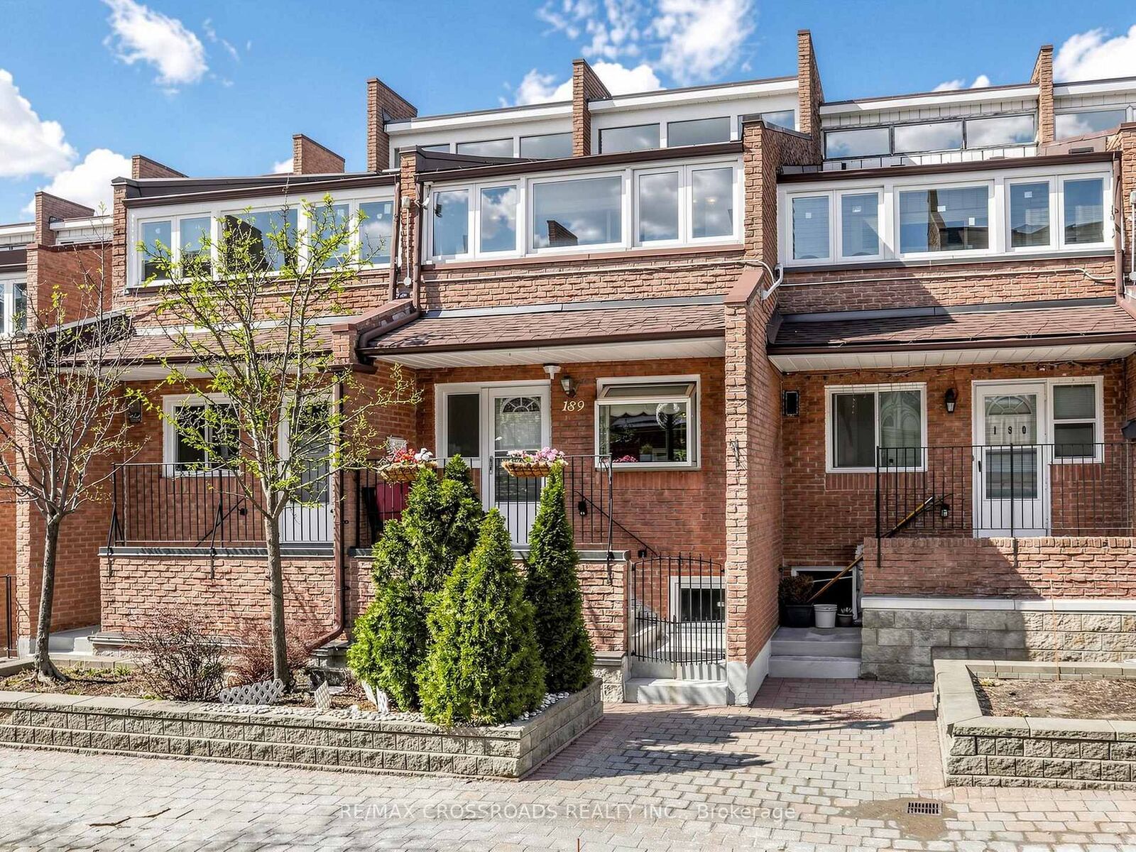 Property Photo:  50 Scarborough Golf Club Road 189  ON M1M 3T5 