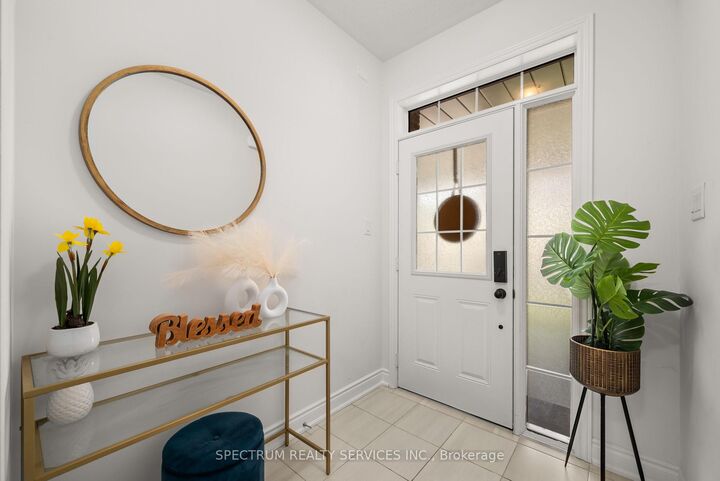 Property Photo: 32 Horizon Avenue ON L0A 1G0