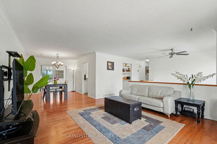 Property Photo: 319 Riverwood Drive ON K0A 3M0