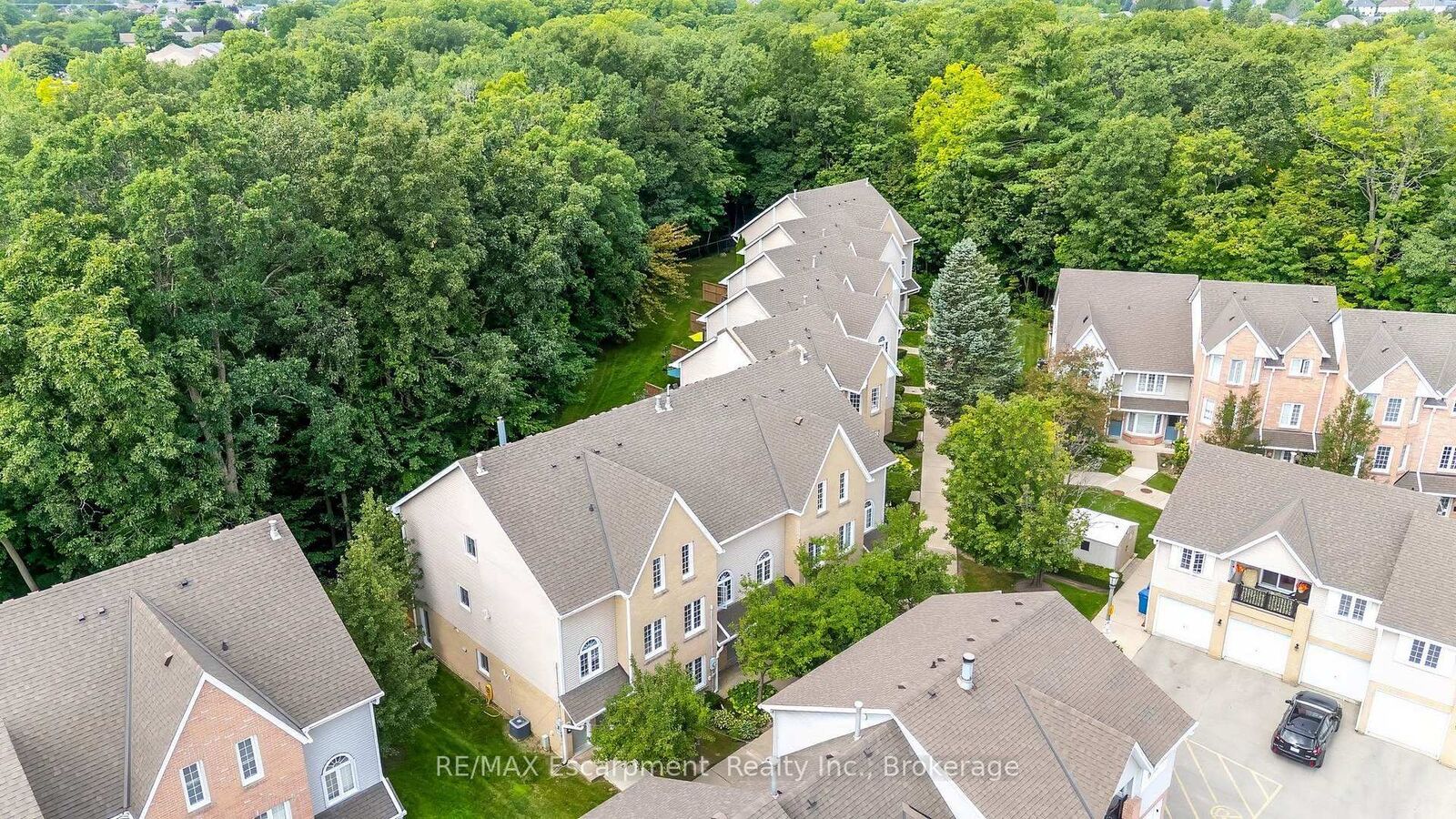 Property Photo:  2110 Cleaver Avenue 218  ON L7M 3Z3 