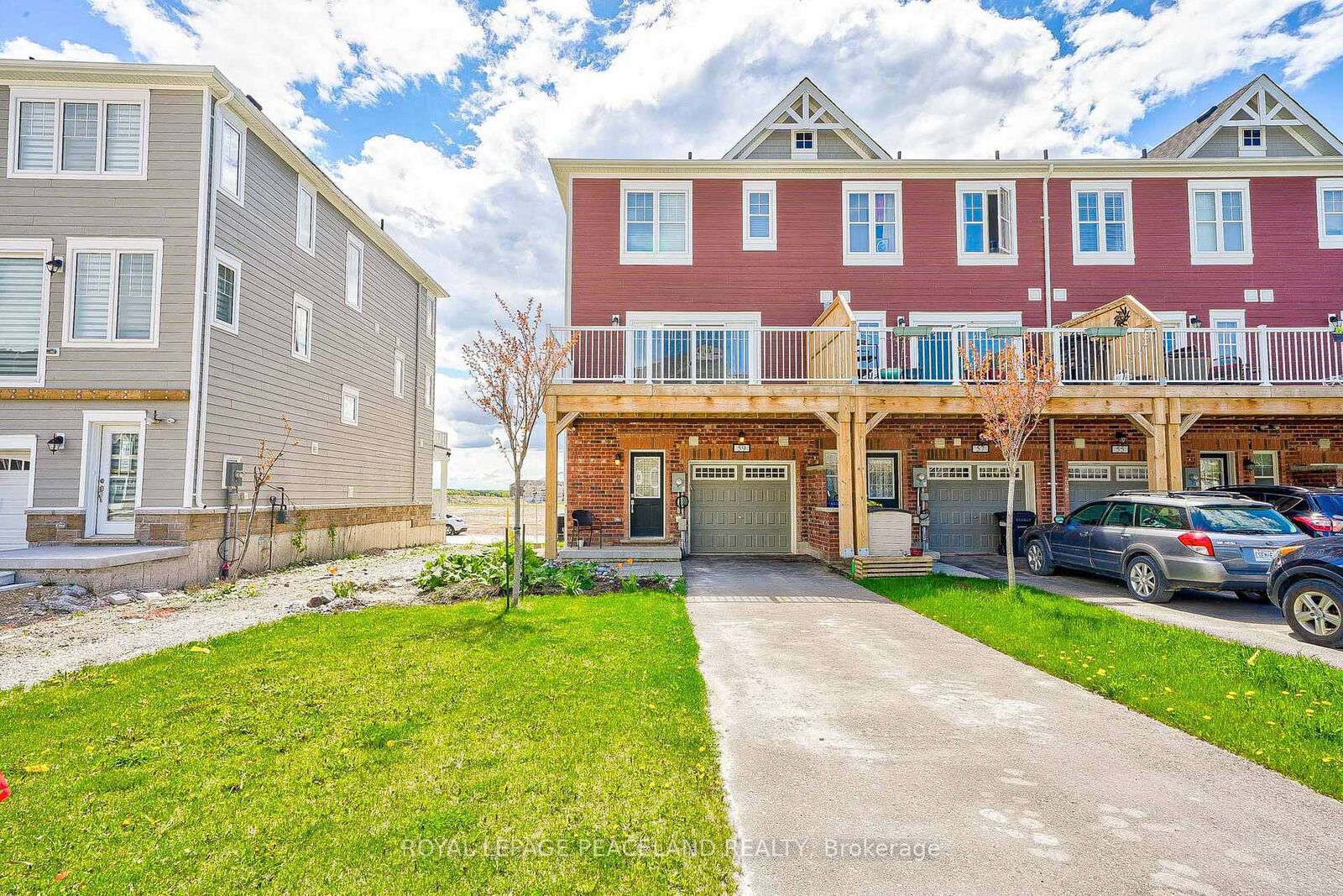 Property Photo:  59 Shelburne Avenue  ON L9Z 0J4 