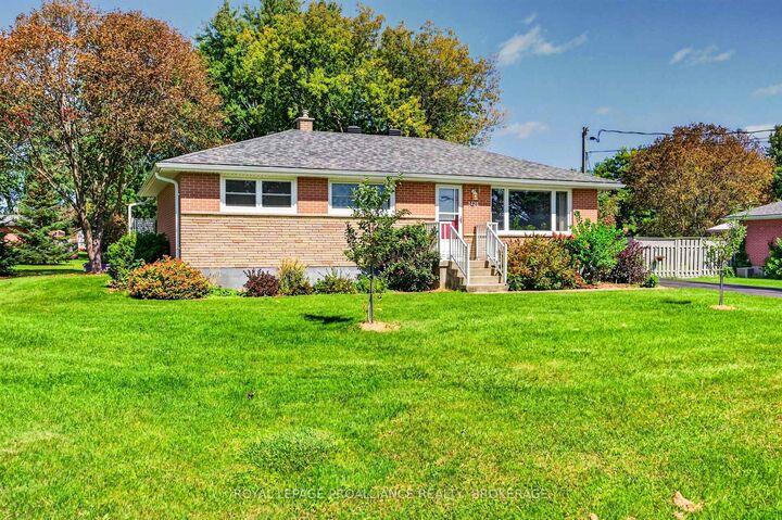 Property Photo:  1424 Heath Street  ON K7P 2V5 