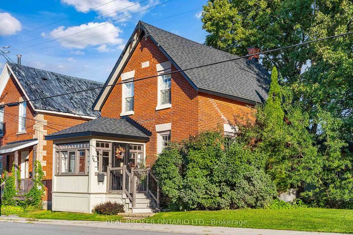 Property Photo:  74 Herriott Street  ON K7C 2A7 