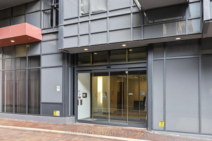 Property Photo:  560 Front Street W 722  ON M5V 1C1 