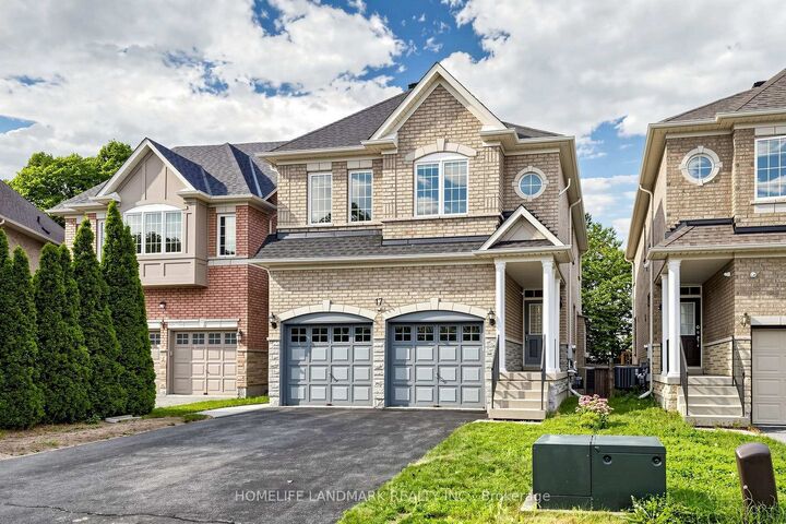 Property Photo: 17 Shell Court ON L4S 0B1