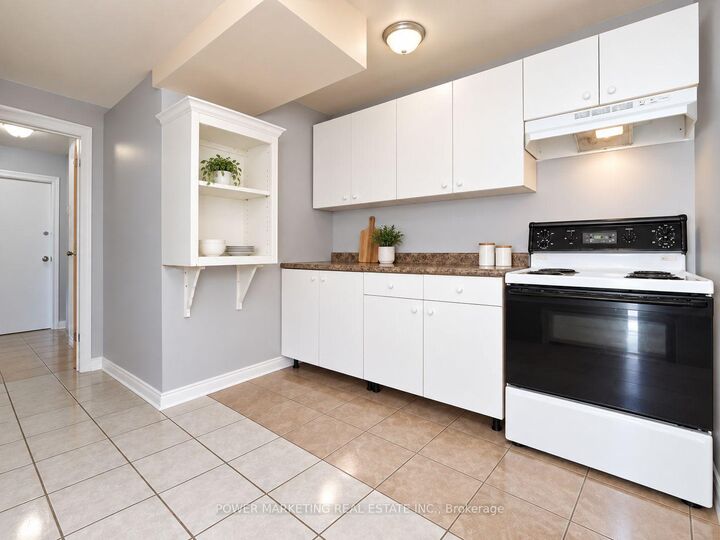 Property Photo:  81 Craig Henry Drive B  ON K2G 3S8 