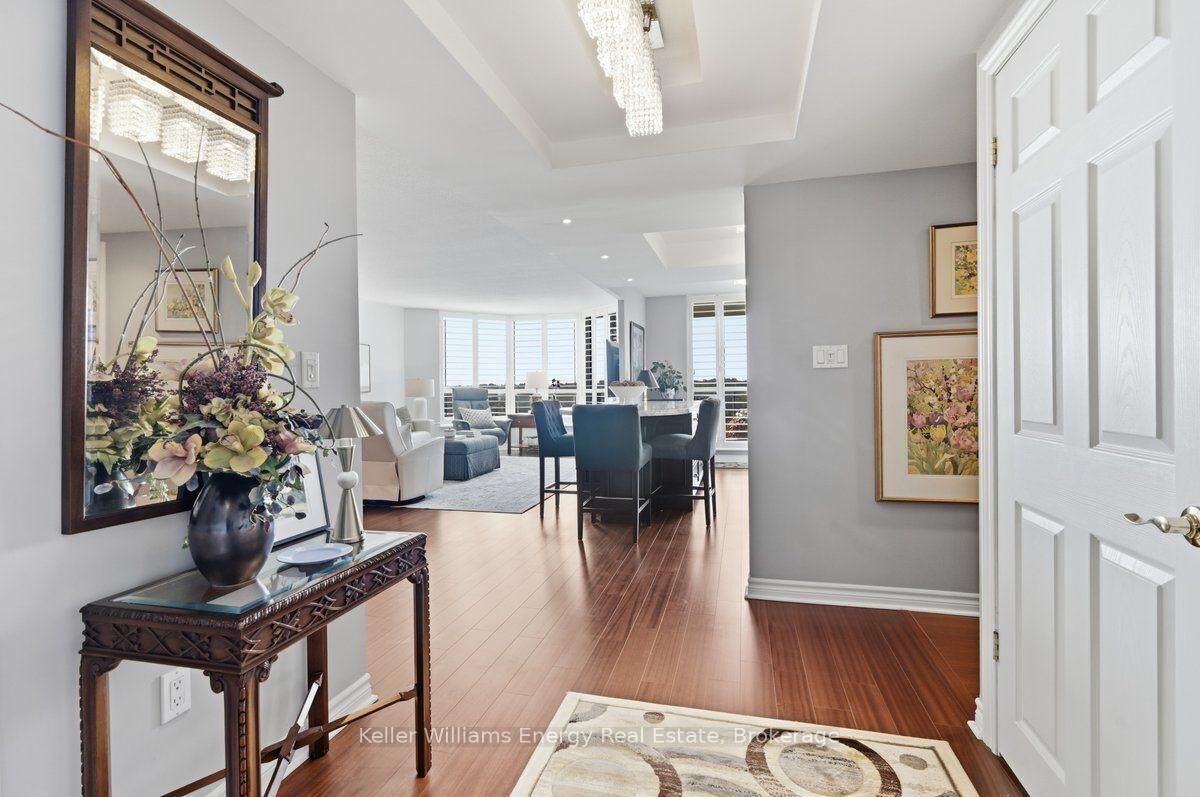 Property Photo:  700 Wilson Road N 806  ON L1G 7T5 