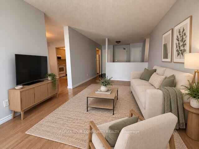 Property Photo:  145 Hillcrest Avenue 1709  ON L5B 3Z1 
