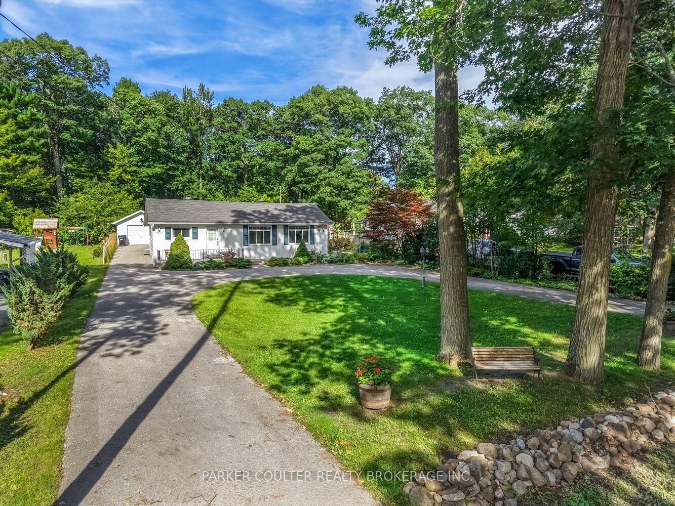 Property Photo:  1811 Tiny Beaches Road S  ON L0L 1P1 
