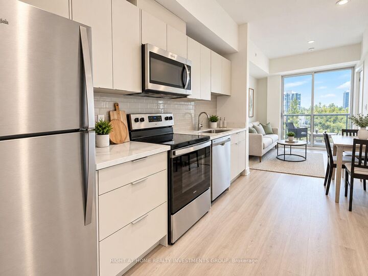 Property Photo:  2825 Jane Street 519  ON M3N 0A8 